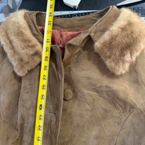 Vintage 1960s Youthmodes Petites Tan Suede Coat w Real Mink Collar, Union Made - Picture 14 of 16